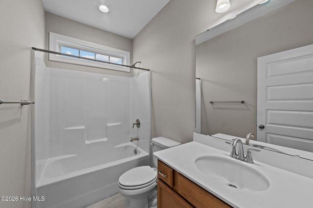 1713 Dew Meadow Drive, Winterville, NC 28590