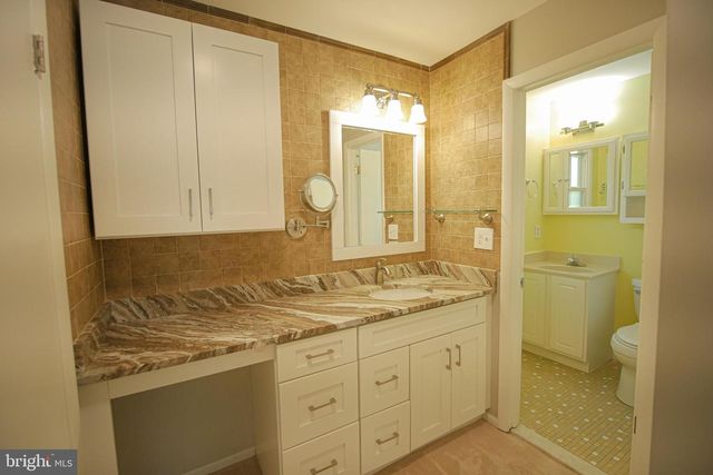 13210 NICKLESON DR, Woodbridge, VA 22193