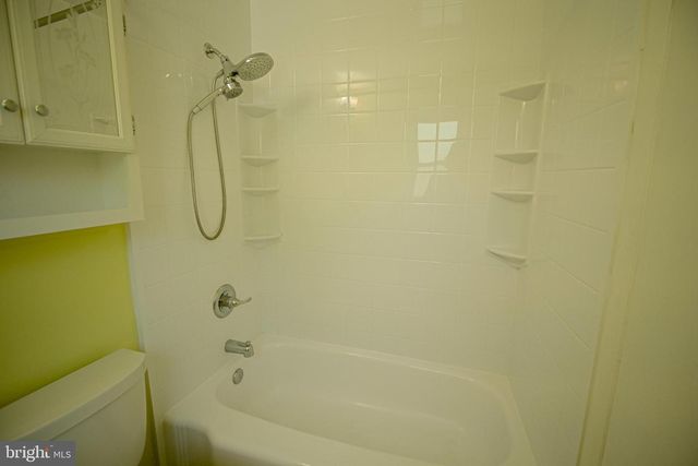 13210 NICKLESON DR, Woodbridge, VA 22193
