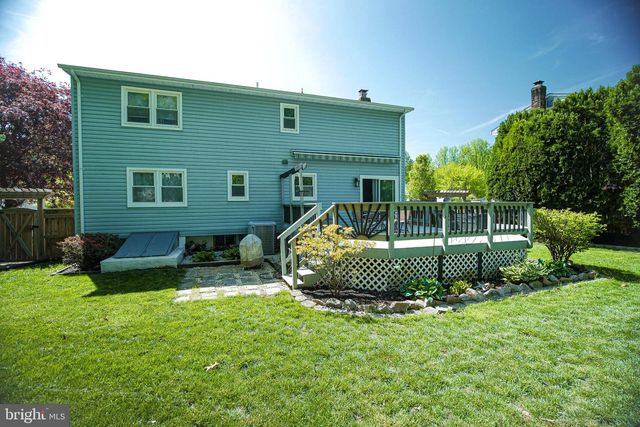 13210 NICKLESON DR, Woodbridge, VA 22193