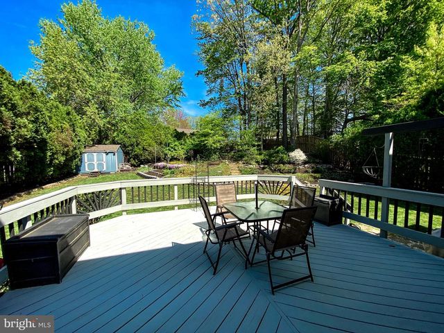 13210 NICKLESON DR, Woodbridge, VA 22193