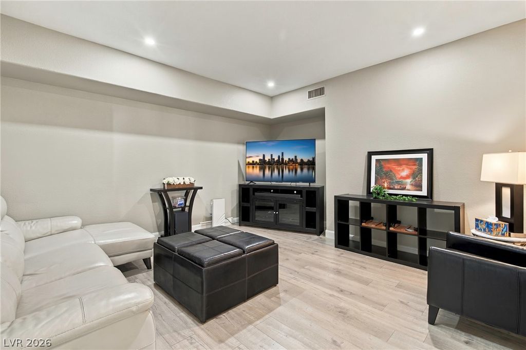 5404 Harmony Green Drive 101, Las Vegas, NV 89149 — photo 4