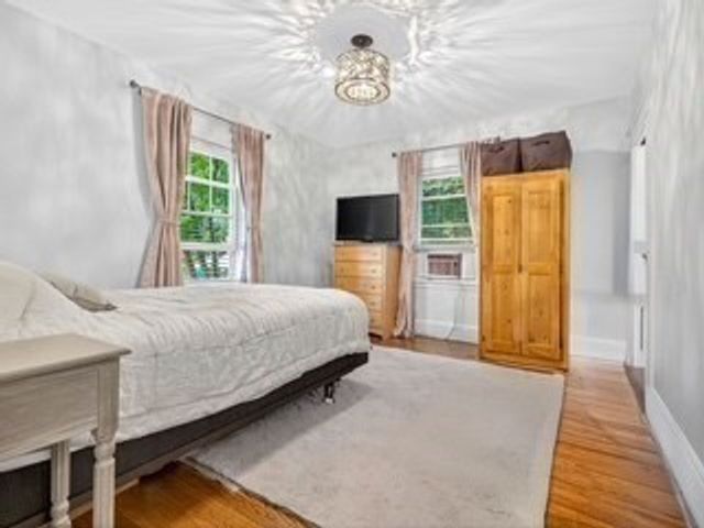 514 Lowell Avenue 514, Newton, MA 02460