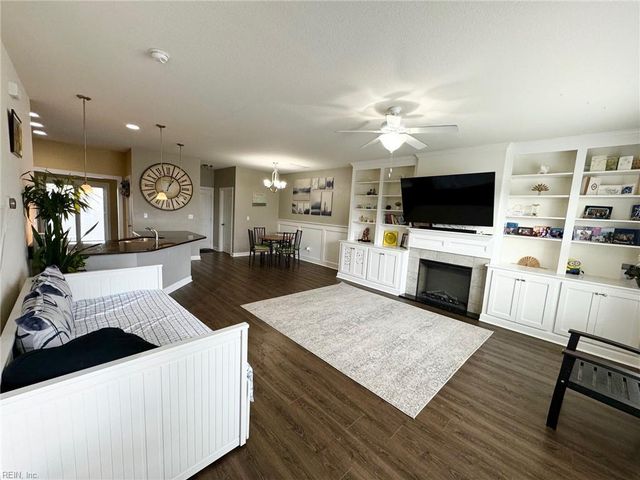 429 Abelia WAY, Chesapeake, VA 23322