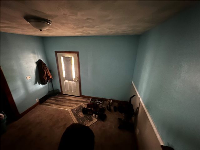 606 Chestnut St, New Castle, PA 16101