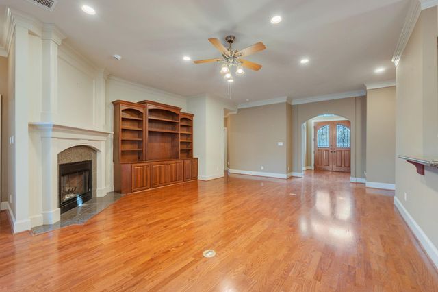 3803 Park Meadow Lane, Bryan, TX 77802