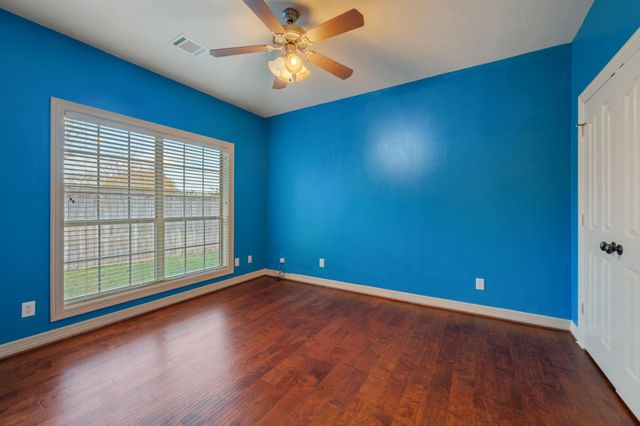 3803 Park Meadow Lane, Bryan, TX 77802