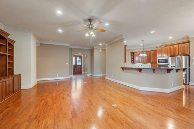 3803 Park Meadow Lane, Bryan, TX 77802