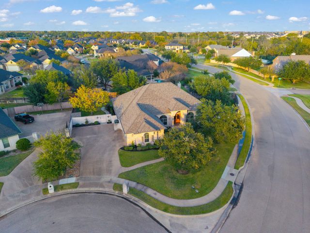 3803 Park Meadow Lane, Bryan, TX 77802