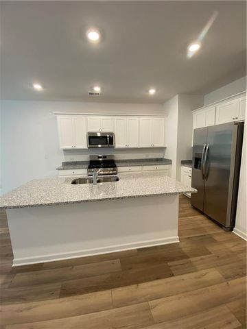 2532 States Avenue, Doraville, GA 30360