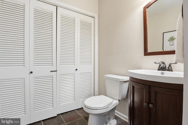 2280 NORTH POINT, York, PA 17406