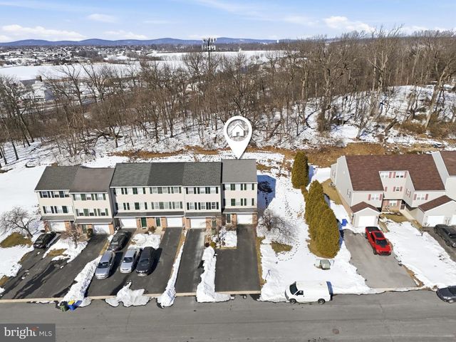 2280 NORTH POINT, York, PA 17406