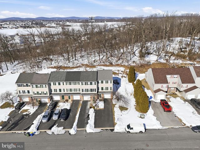 2280 NORTH POINT, York, PA 17406