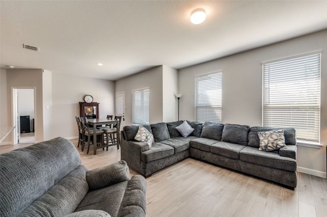 9628 Austin Hollow Road, Fort Worth, TX 76036