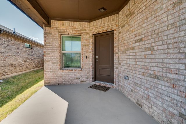 9628 Austin Hollow Road, Fort Worth, TX 76036