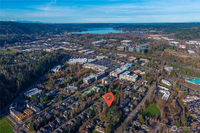 537 NW Juniper Street, Issaquah, WA 98027