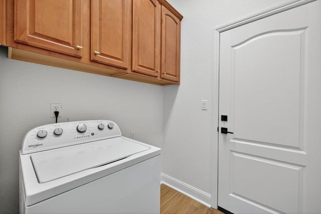 2206 Appaloosa Ct, Folsom, CA 95630