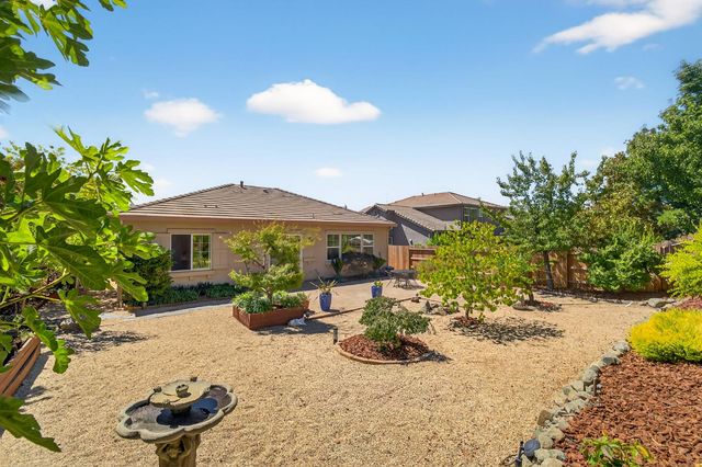 2206 Appaloosa Ct, Folsom, CA 95630