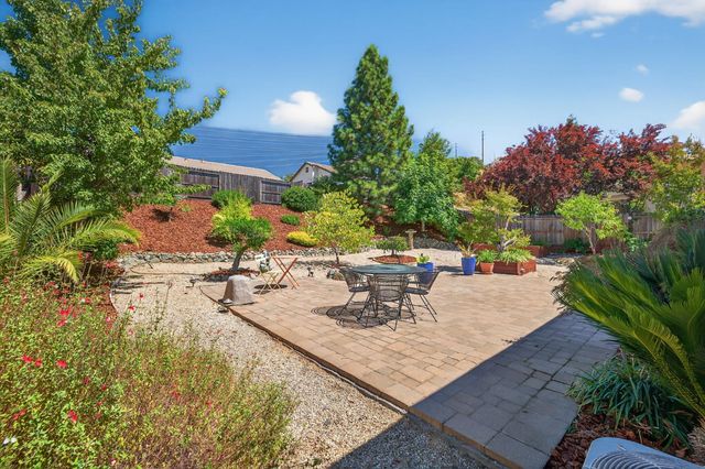 2206 Appaloosa Ct, Folsom, CA 95630