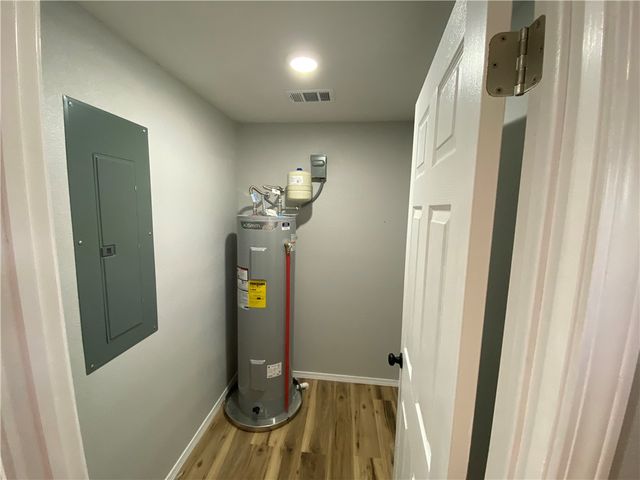 21 S Elizabeth Street, Dover, AR 72837