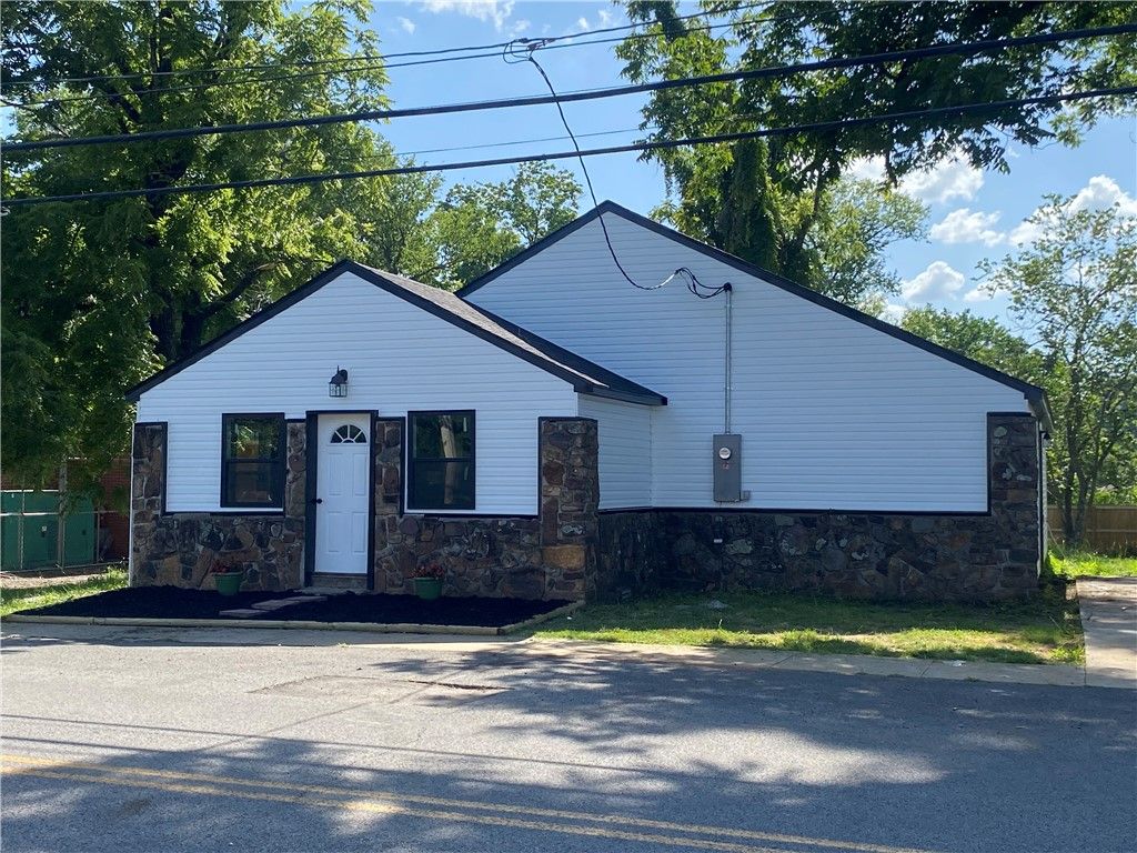 21 S Elizabeth Street, Dover, AR 72837