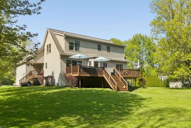 6527 Genaw Road, Clay Twp, MI 48001