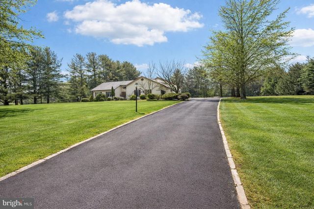 4 CUOMO COURT, Millstone Township, NJ 08535