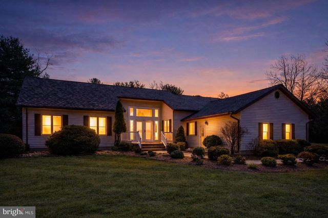 4 CUOMO COURT, Millstone Township, NJ 08535