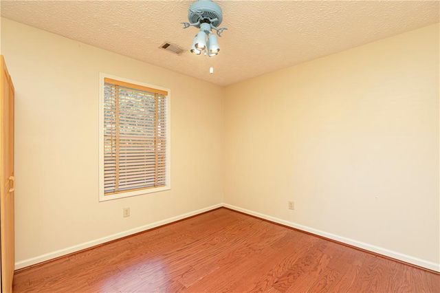 5021 River Rock Way, Woodstock, GA 30188