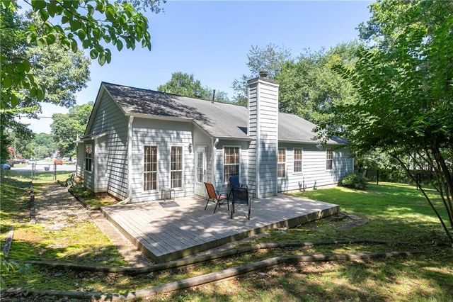 5021 River Rock Way, Woodstock, GA 30188