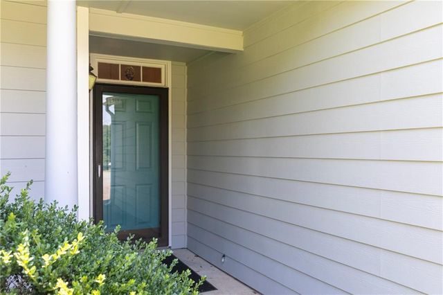5021 River Rock Way, Woodstock, GA 30188