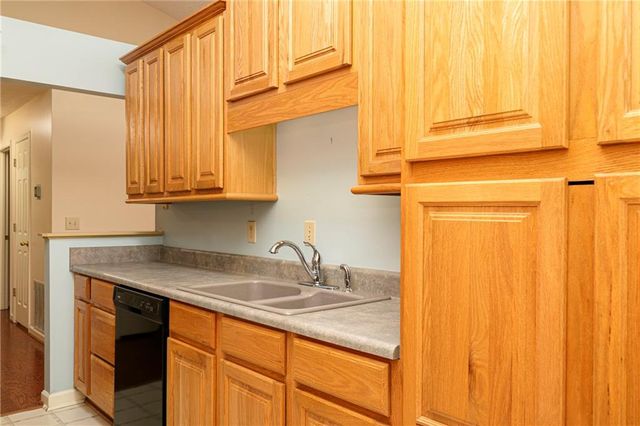5021 River Rock Way, Woodstock, GA 30188