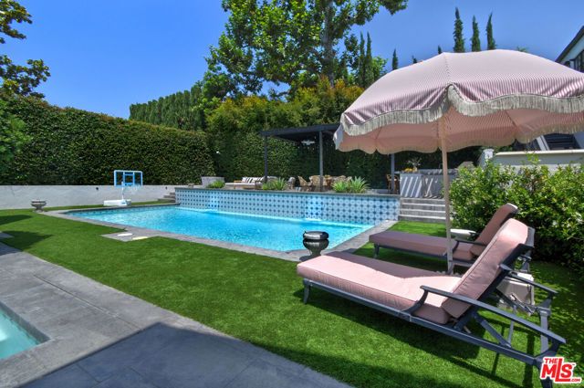 5005 Los Feliz, Los Angeles, CA 90027