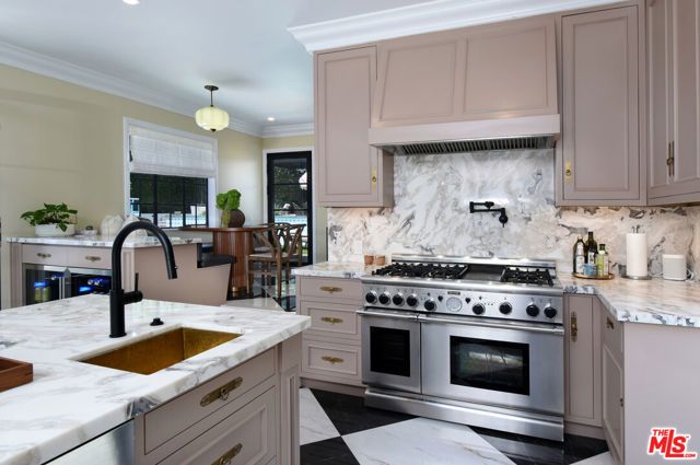 5005 Los Feliz, Los Angeles, CA 90027