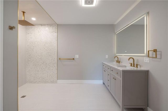 311 Hope Road, Cranston, RI 02921
