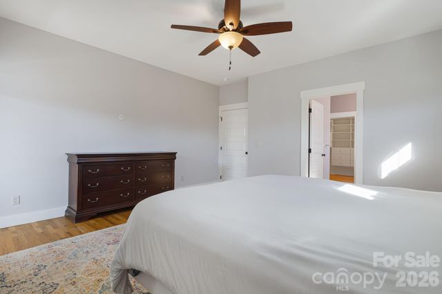 5 Magnolia Farms Drive, Asheville, NC 28806