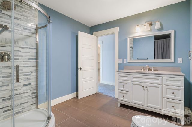 5 Magnolia Farms Drive, Asheville, NC 28806