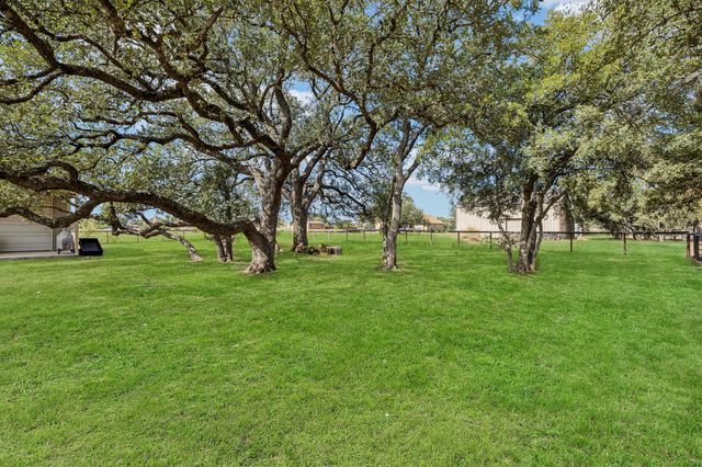 2259 Deer Run RDG, New Braunfels, TX 78132