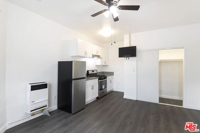 1820 W 11th Street, Los Angeles, CA 90006