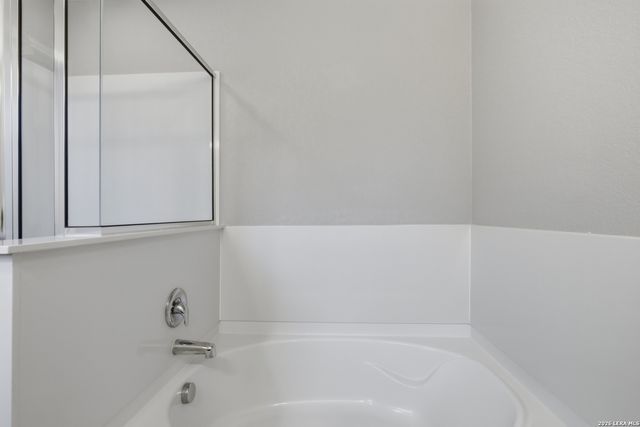 493 Auburn Park, Selma, TX 78154