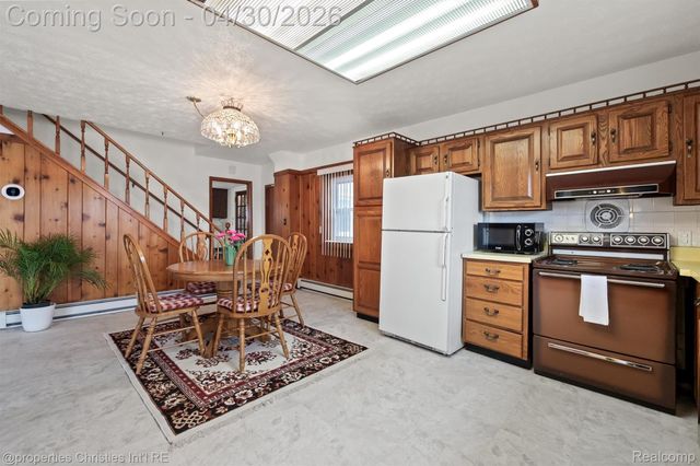 11417 N Shore Drive, Green Oak Township, MI 48189