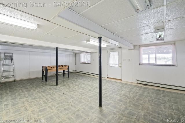11417 N Shore Drive, Green Oak Township, MI 48189