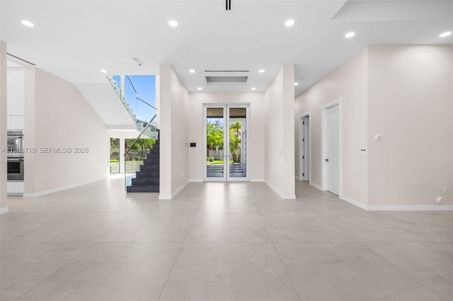 7301 SW 173rd Street, Palmetto Bay, FL 33157