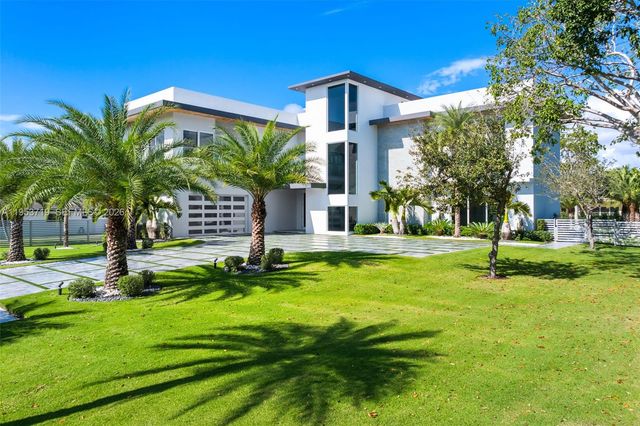 7301 SW 173rd Street, Palmetto Bay, FL 33157