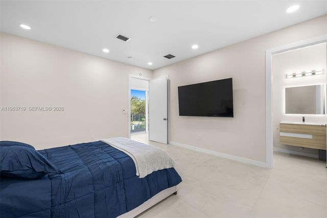 7301 SW 173rd Street, Palmetto Bay, FL 33157