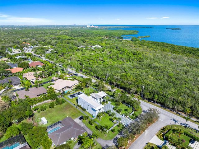 7301 SW 173rd Street, Palmetto Bay, FL 33157