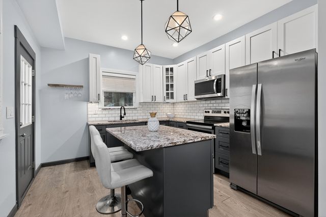 522 7th Avenue, Dayton, KY 41074