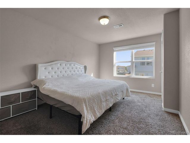 450 Stardust Ct, Dacono, CO 80514