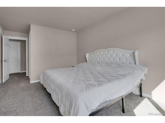 450 Stardust Ct, Dacono, CO 80514