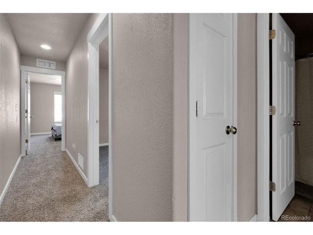 450 Stardust Ct, Dacono, CO 80514